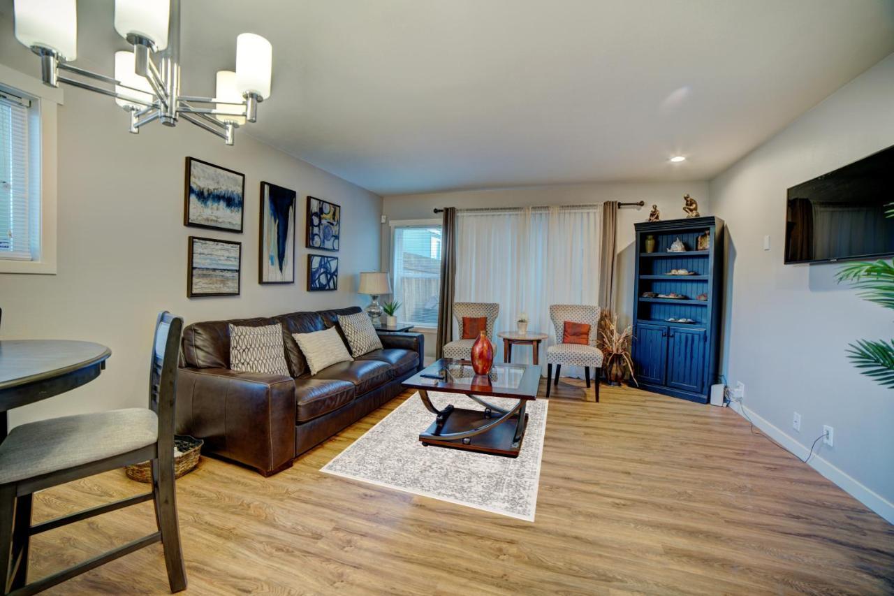 Cozy 2 Bedroom Townhouse In Northgate Seattle Exterior photo